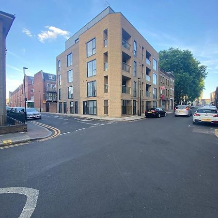 Central London, Jaccuzzi,Newbuild, 2 Bedrooms Two Baths 외부 사진