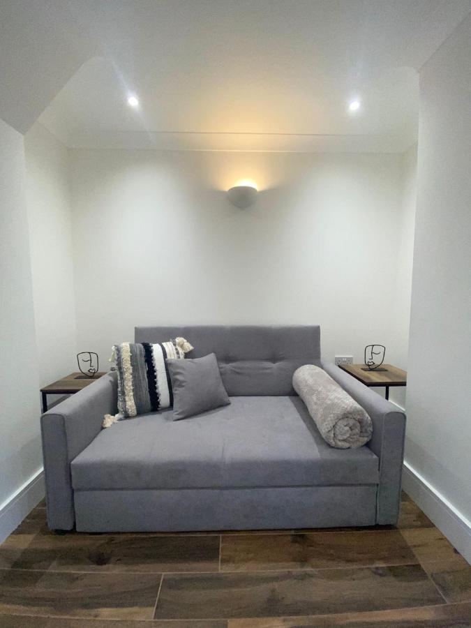 Central London, Jaccuzzi,Newbuild, 2 Bedrooms Two Baths 외부 사진