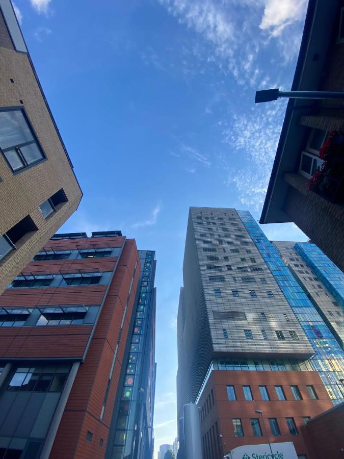 Central London, Jaccuzzi,Newbuild, 2 Bedrooms Two Baths 외부 사진