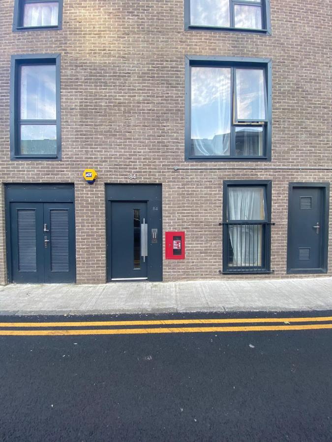 Central London, Jaccuzzi,Newbuild, 2 Bedrooms Two Baths 외부 사진